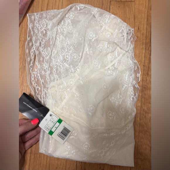 Wacoal Lifted in Luxury Thong-Back Bodysuit in Egret - Picture 3 of 3